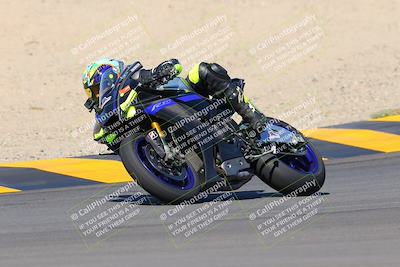 media/Oct-09-2022-SoCal Trackdays (Sun) [[95640aeeb6]]/Turns 9 and 10 (1050am)/